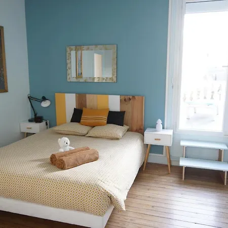 72m² Avec Terrasse Dans Demeure Angevine De 2 Etages * Angers